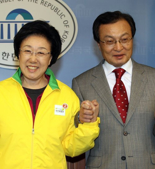 ▲ 한명숙 대표와 이해찬 상임고문 ⓒ 연합뉴스