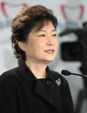 ▲ 박근혜 새누리당 비대위원장이 12일 오전 새누리당 당사에서 4.11 총선 관련 기자회견을 하고 있다. ⓒ 연합뉴스