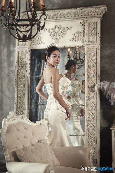 ▲ 방송인 현영이 방송 활동 중단을 선언했다. ⓒ 듀오웨드