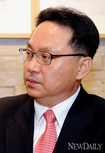 ▲ 탈북자 최초로 국회의원이 된 새누리당 조명철 당선자. 그는 