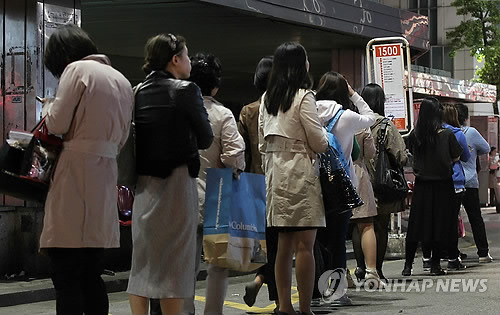 ▲ 광역버스를 이용해 경기 파주, 일산, 분당에서 서울로 출근하는 직장인들의 불편이 줄어들 전망이다.ⓒ 사진 연합뉴스(자료화면)