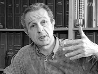 ▲ 김정남이 방문한 파리 생-안트 병원의 프랑수아 사비에 루 신경외과 과장. 프랑스 시사주간지 과 일본 후지TV는 루 과장이 김정남의 방문 직후인 지난 10월 24일 평양으로 떠났다고 보도했다.