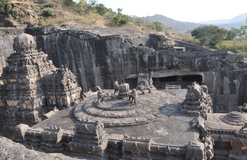 ▲ 엘로라 석굴