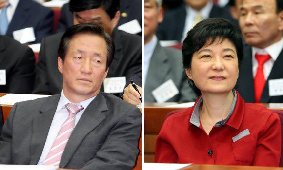 ▲ 대선출마를 공식 선언한 정몽준 전 새누리당 대표(왼쪽)이 박근혜 비대위원장에게 