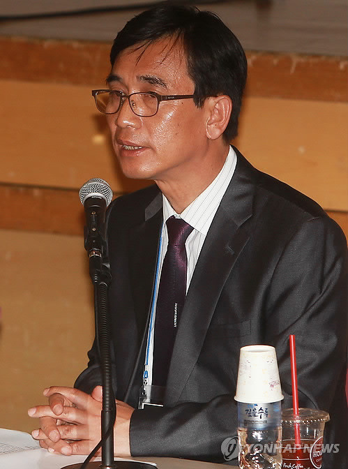 ▲ 10일 오후 서울 동작구 대방동 서울여성플라자에서 열린 통합진보당 전국운영위원회의에서 유시민 공동대표가 모두발언을 하고 있다.  ⓒ 연합뉴스