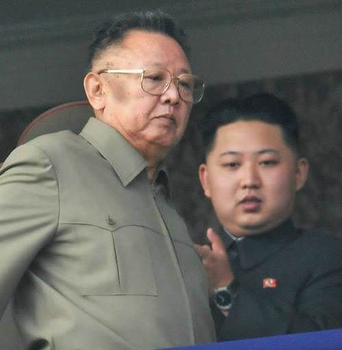 ▲ 사망한 북한 김정일과 권력을 승계한 김정은 ⓒ연합뉴스
