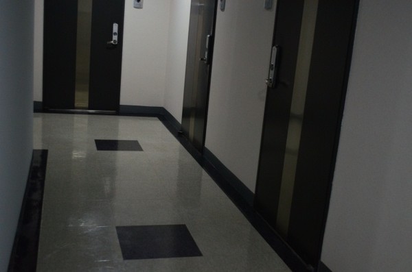 ▲ 고영욱과 피해 여성들이 성관계를 맺은 장소로 알려진 A오피스텔 복도 전경. ⓒ 윤희성 기자