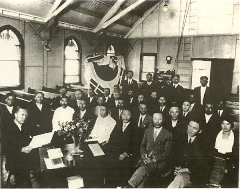 ▲ 이승만의 독립운동을 꾸준히 후원해준 하와이의 대한인동지회 멤버들(1924년 11월).