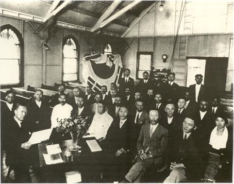 ▲ 이승만의 독립운동을 꾸준히 후원해준 하와이의 대한인동지회 멤버들(1924년 11월).