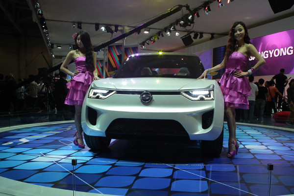 ▲ 쌍용차의 컨셉카 'XIV-2'의 모습. 2014년 출시 예정이다.