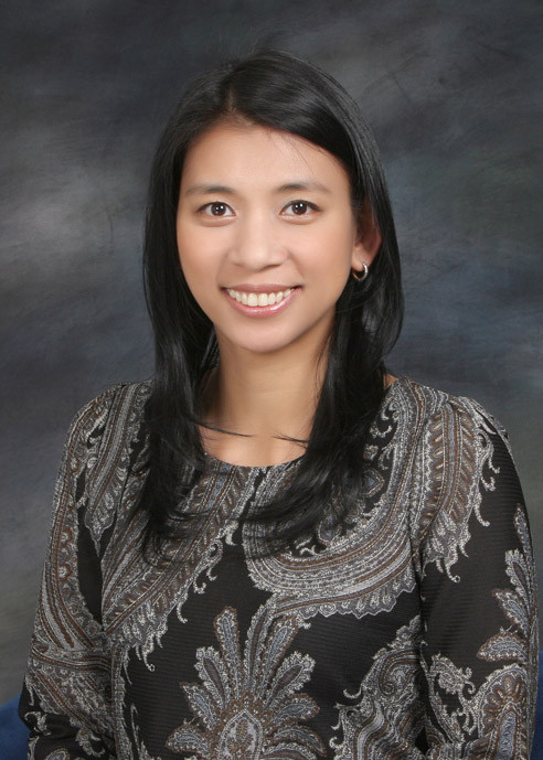 ▲ 새누리당 이자스민 당선인은 29일 '학력위조'에 대한 사기혐의로 필리핀 연방수사국인 NBI(National Bureau of Investigation)에 고소됐다는 주장과 관련해 "해명할 이유도 없다"며 의혹을 일축했다. ⓒ 중앙선관위