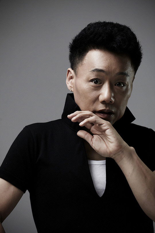 ▲ 백재현 양악수술 후 달라진 모습을 공개했다. ⓒ 백재현 소속사