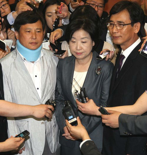 ▲ 통합진보당 신당권파 측 심상정-유시민-조준호 전 공동대표가 지난달 14일 국회 정론관에서 취재진의 질문에 답변하는 모습. ⓒ연합뉴스