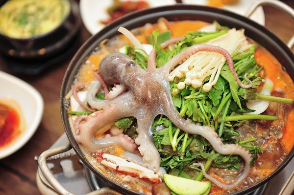 ▲ 생물 재료로 만든 해물탕 ⓒ뉴데일리