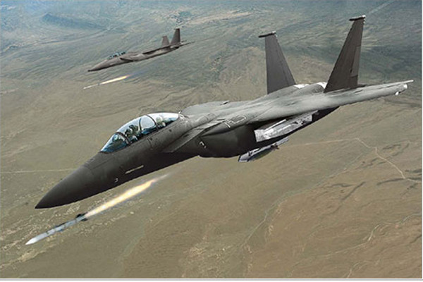 ▲ 보잉이 우리나라에 제안한 F-15 SE(사일런트 이글)의 상상도. 공개된 건 날 수 없는 모형이었다.