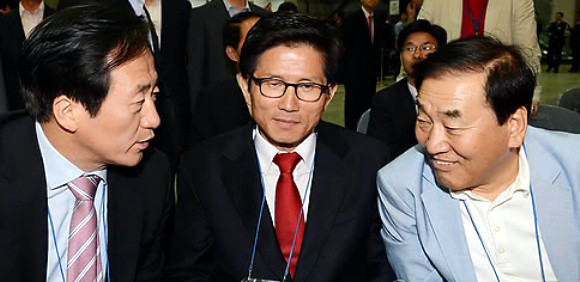 ▲ 새누리당 비박(非朴·비박근혜) 주자들이 황우여 대표의 '경선 룰(Rule) 협의체' 구성 제안을 사실상 거부했다. 왼쪽부터 정몽준 전 대표, 김문수 경기지사, 이재오 의원. ⓒ 연합뉴스