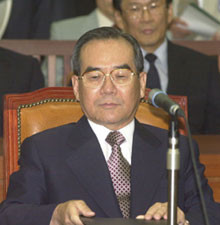 ▲ 2000년 6월 22일 국회정보위원회에 출석한 임동원 국정원장.