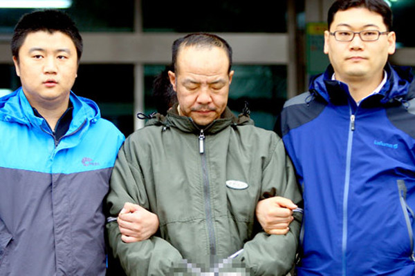 ▲ '인육 살인마'로 지목된 조선족 중국인 오원춘이 검찰에 송치되는 모습.