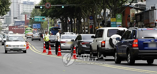 ▲ 경찰의 음주단속 모습(자료사진).ⓒ 연합뉴스