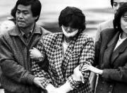 ▲ 1987년 KAL기 폭파 범인 김현희가 연행되고 있다.