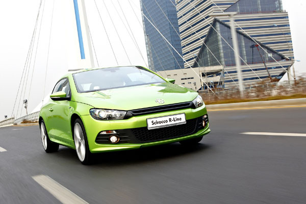 ▲ '잘 달리는 작은 차' 폭스바겐 시로코.