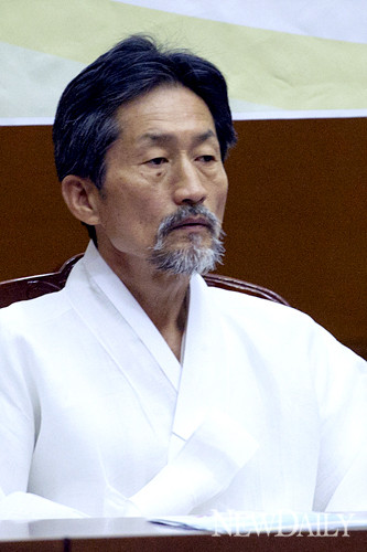 ▲ 통합진보당 신임 당대표로 선출된 강기갑 전 비대위원장 ⓒ 뉴데일리 양호상 기자