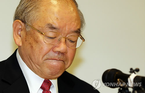 ▲ 16일 오전 서남표 KAIST 총장이 기자회견을 열고 자진사퇴 의사가 없음을 재확인하고 있다.ⓒ 사진 연합뉴스