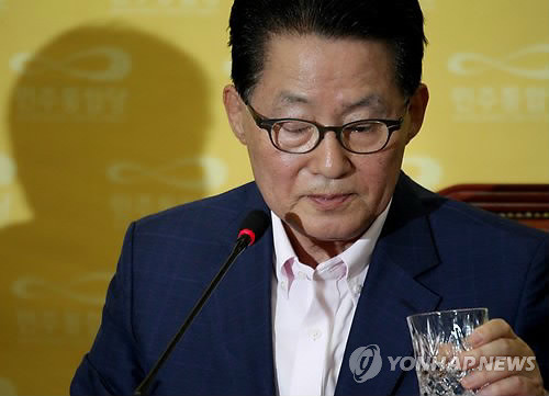 ▲ 저축은행 금품수수 의혹을 받고 있는 민주통합당 박지원 원내대표 ⓒ연합뉴스