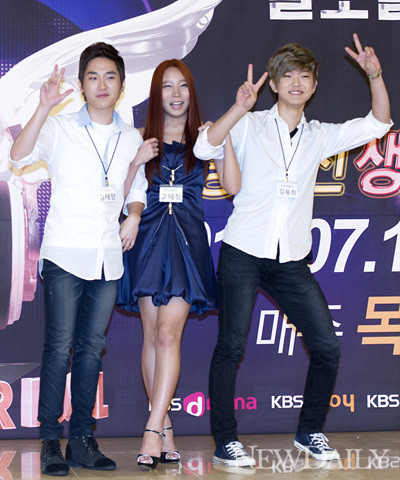 ▲ '글로벌 슈퍼 아이돌" 생방송 진출팀 모노사운드ⓒ양호상기자