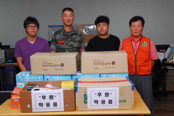 ▲ 이찬우 대위는 입대 후에는 주말에만 봉사활동을 한다. 대신 평일에는 이처럼 각종 지원품 등으로 후원활동을 펼친다.