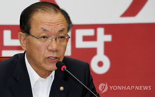 ▲ 새누리당 황우여 대표가 30일 국회에서 열린 최고위원회의에서 민주통합당 박지원 원내대표의 검찰출두를 촉구하고 있다. ⓒ