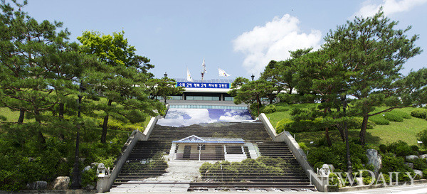 ▲ 2012 동강국제사진제 '여섯번째 전시: 영월의 재발견' 거리설치전 'Station_연하역' 양호상ⓒ뉴데일리