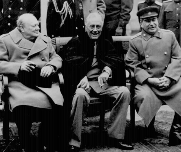 ▲ 얄타회담 당시의 영국의 처칠, 미국의 루즈벨트, 소련의 스탈린.