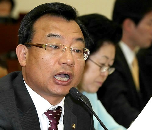 ▲ 이정현 새누리당 최고위원은 2일 