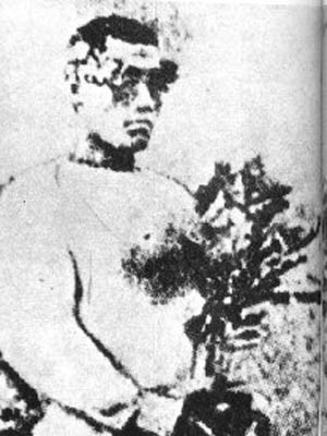 ▲ 80여 년 전 베를린 올림픽에서 마라톤 금메달을 딴 뒤 손기정 선수의 가슴에서 일장기를 없앤 사진. 힐링 캠프는 '일장기'도 아닌 태극기를 왜 가렸을까.