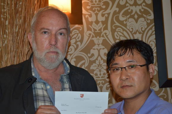 ▲ 지난 7월 런던 시인 올림픽에 참가한 장진성 탈북시인이 옥스포드 문학상을 받았다.ⓒ뉴포커스