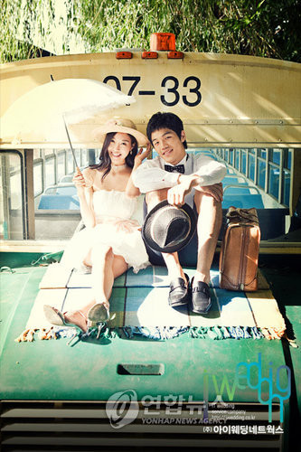 ▲ 임미정과 정성룡의 웨딩사진ⓒ연합뉴스