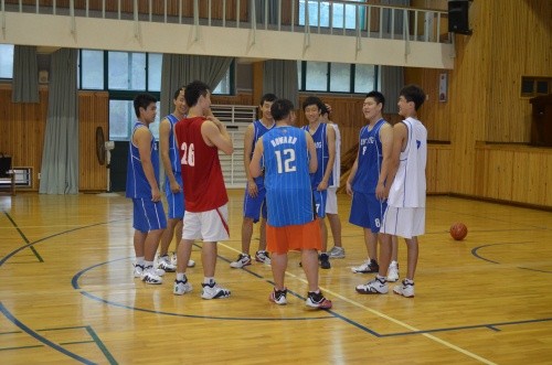 ▲ 아래 오른쪽 윤희성 기자, 왼쪽 유성환 선수.