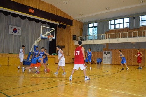 ▲ 아래 오른쪽 윤희성 기자, 왼쪽 유성환 선수.