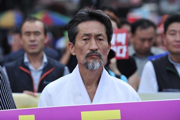 ▲ 통진당 강기갑 대표. 민노총이 집회를 열면서 통진당을 버릴 리 없다.