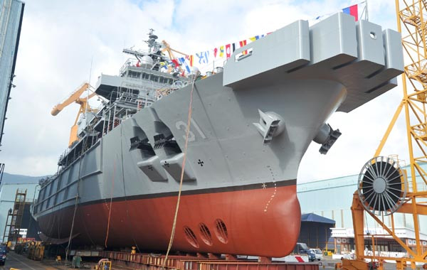 ▲ 9월 3일 진수식을 가진 해군의 신형 구조함 '통영함'