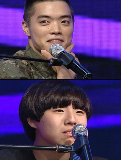 ▲ 천재 보컬소년 유승우(아래)와 버클리음대 출신 특공대 김정환이 ‘슈퍼스타K4’에서 멋진 무대를 선보이고 있다.