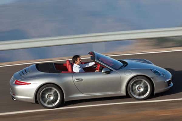 ▲ 포르쉐 911 카레라 카브리올레.