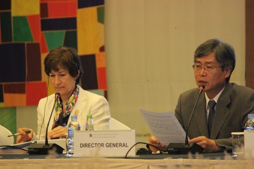 ▲ 왼쪽부터 이사벨 힐 OECD 관광위원회 위원장, 신용언 문광부 관광산업국장.ⓒ한국관광신문