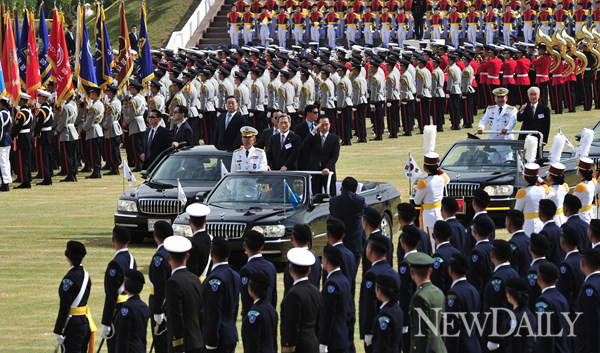 ▲ 블랙이글 축하비행 ⓒ 정상윤
