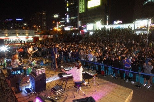 ▲ 지난해 비프빌리지 공연 사진.ⓒBIFF