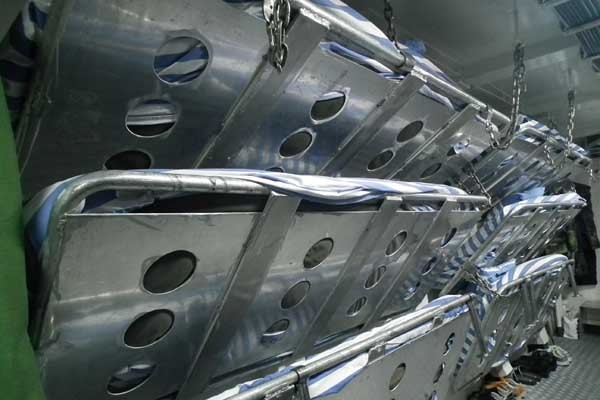 ▲ 참수리 고속정 내의 침대. 캔버스 그물망 대신 철제 침대로 바꿨다.