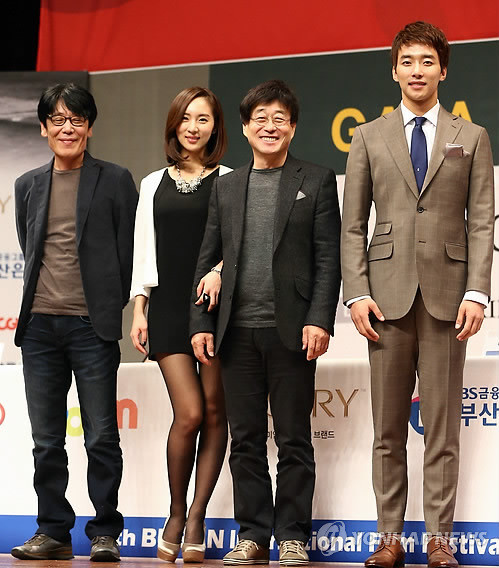 ▲ 왼쪽부터 김성홍 감독, 배소은, 김창완, 서건우