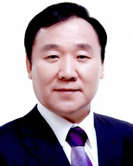 ▲ 민주당 문재인 후보 측 '민주캠프'의 박기춘 원내대책본부장이 10일 새누리당 염동열 의원이 강원랜드 이사진를 협박해 150억원을 강제 기부하게 했다는 의혹을 제기하고 있다. ⓒ연합뉴스
