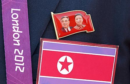 ▲ 런던올림픽 당시 북한선수에게 달린 배지.